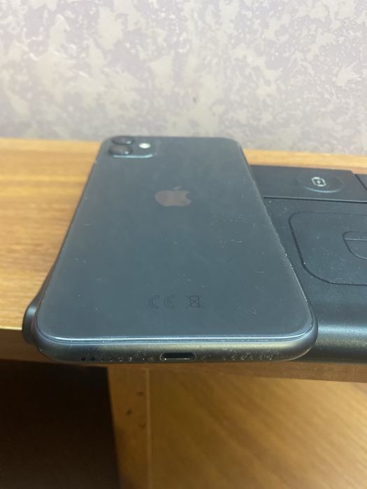 Iphone 11 64 gb 75% ак