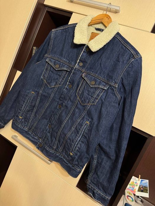 Шерпа Levis, Carhartt джинсова куртка