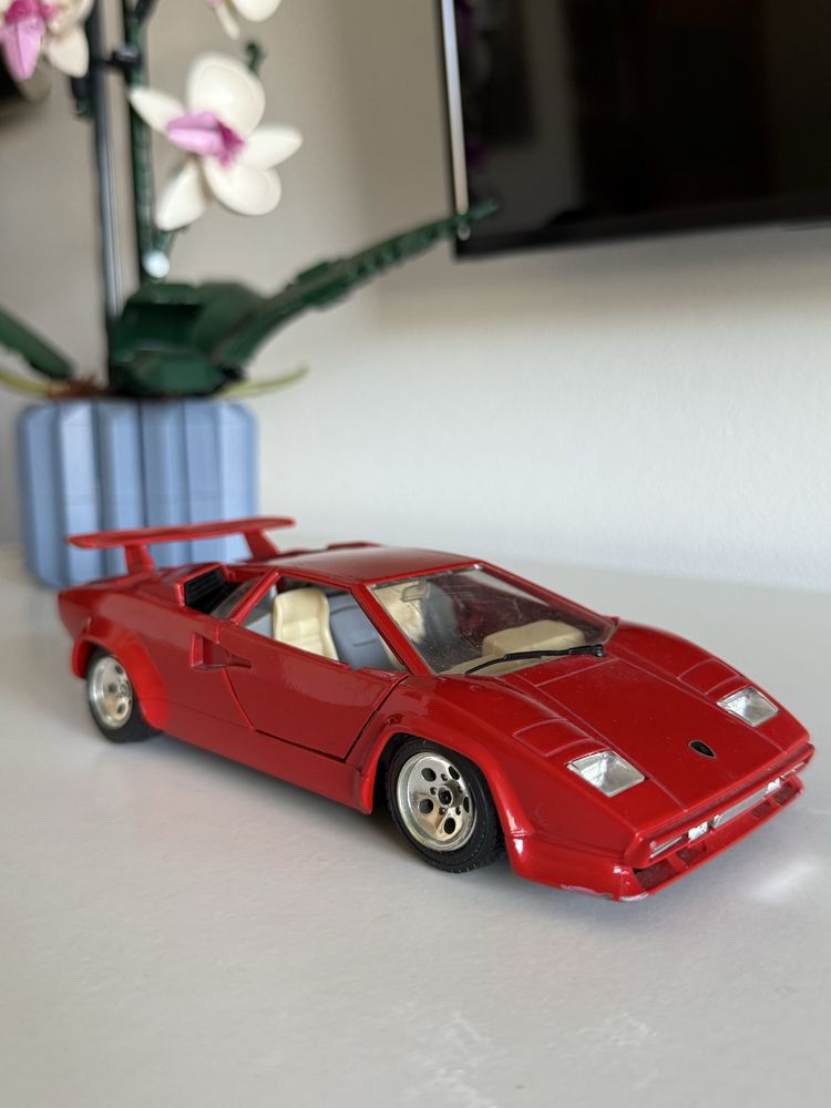 Lamborghini Countach (1988) Car Model