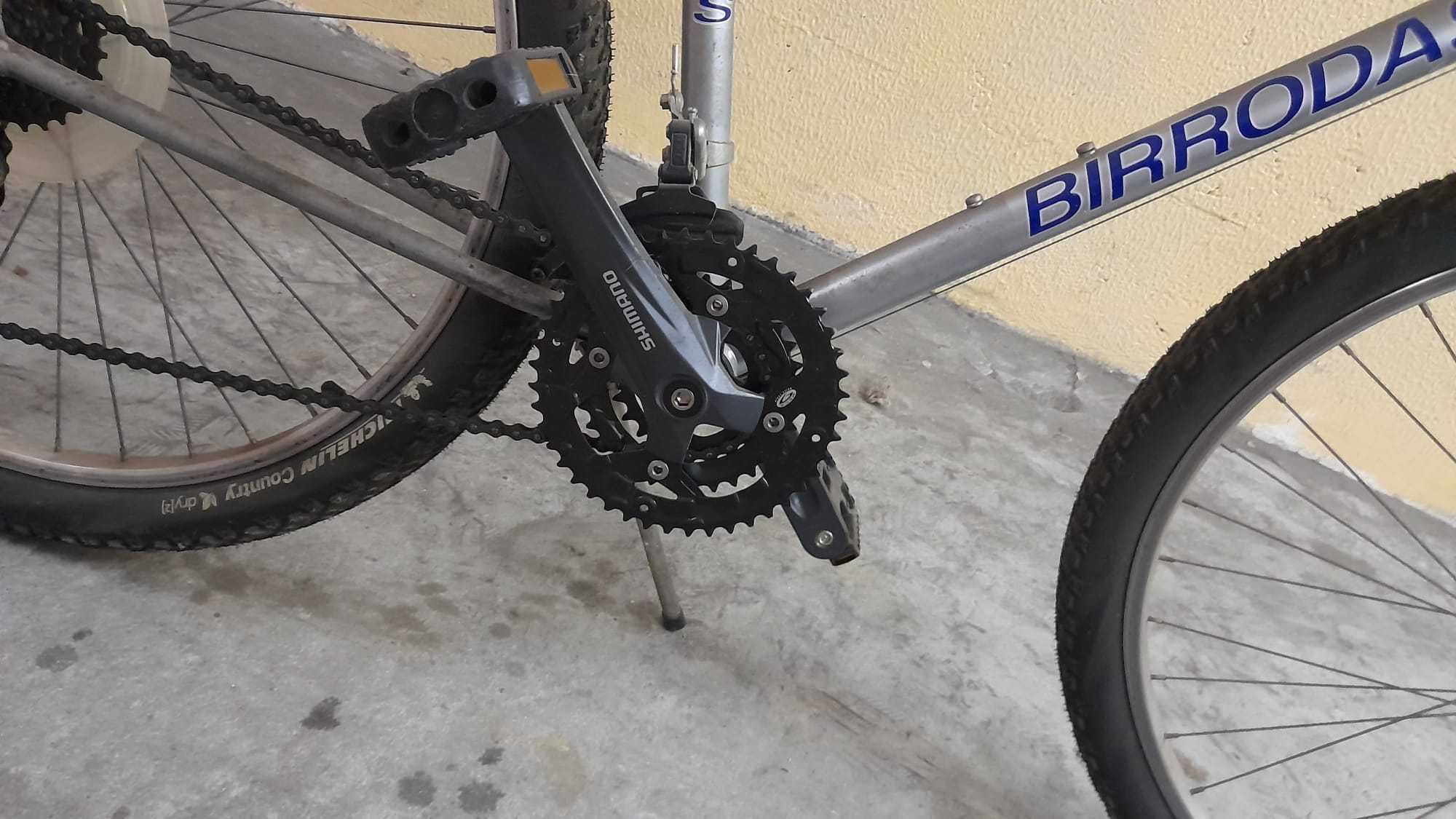 2 Bicicletas de Montanha – Robustas e Bem Conservadas