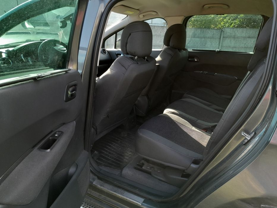 Peugeot 5008 1.6 hdi