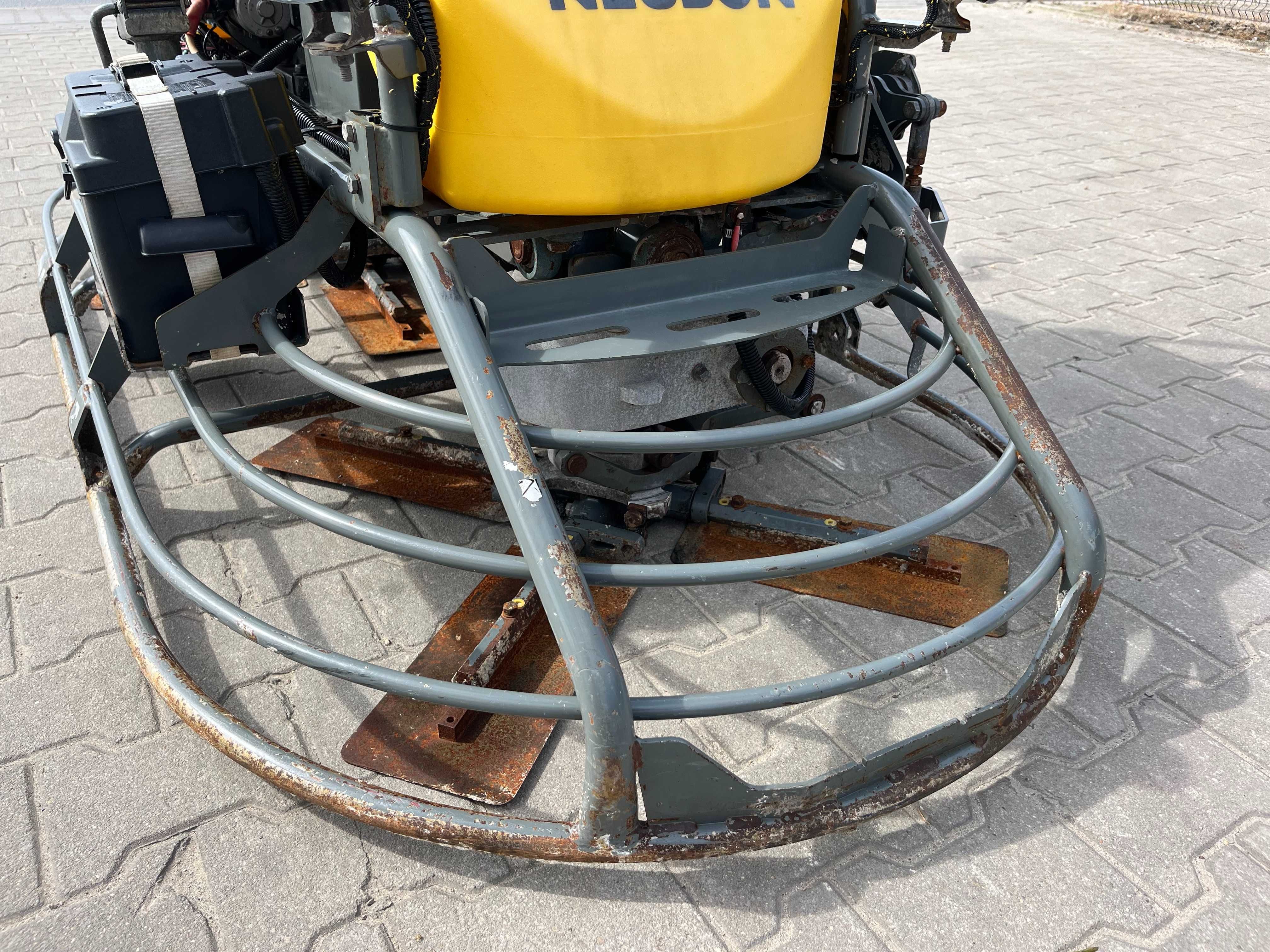 Zacieraczka samojezdna Wacker Neuson CRT 36-25, śr. zacierania 2x915mm