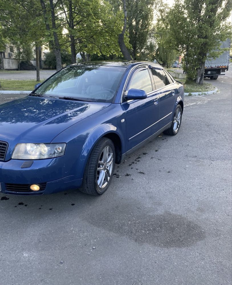 Audi A4B6 3.0 Quattro