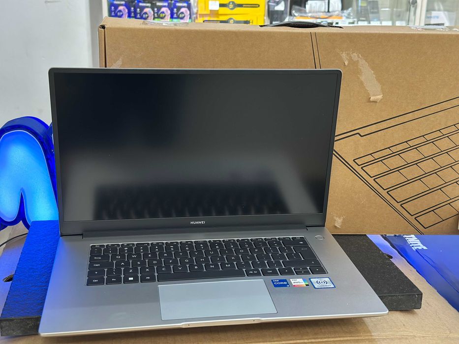 Laptop Huawei MateBook D 15 2022 i5-1155G7/8GB/512/Win11 / RATY