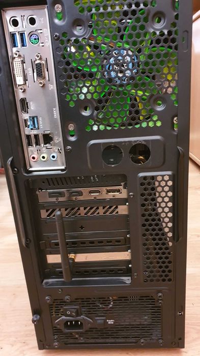 Komputer stacjonarny i3-9100F Ram 16GB RTX 4060 SSD 512GB