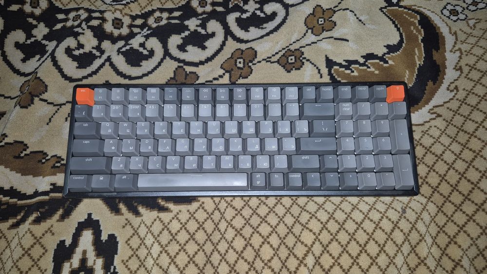 Механічна клавіатура Keychron K4 з Gateron red перемикачами