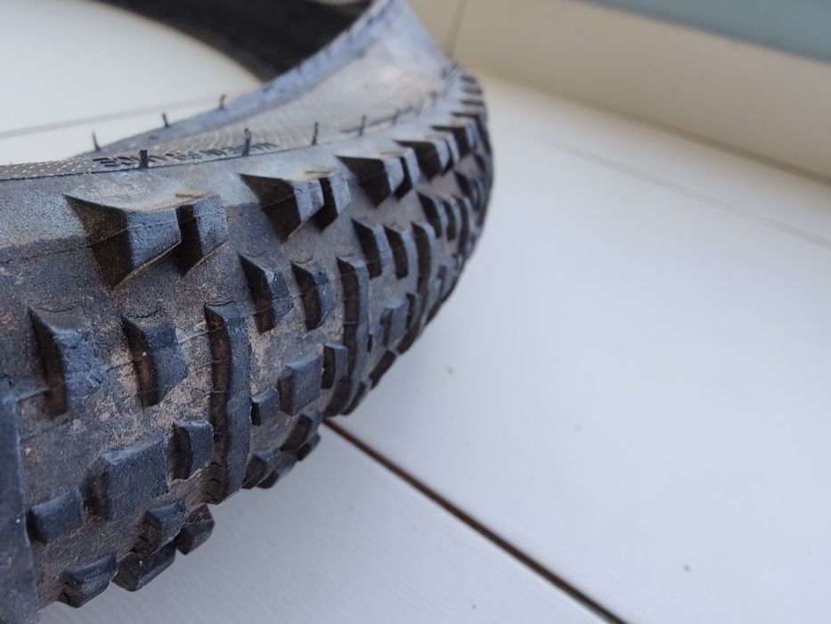 Conjunto pneus tubeless 29 Hutchinson