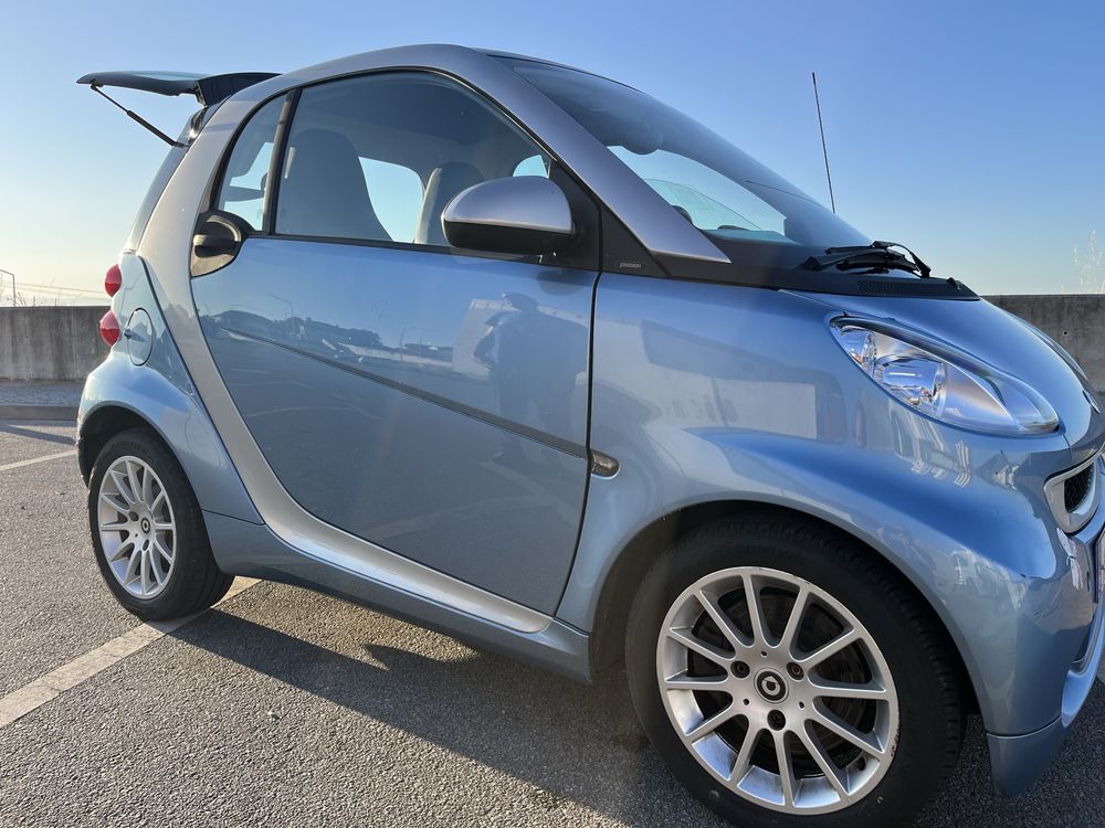 SMART 2010 -poucos kms