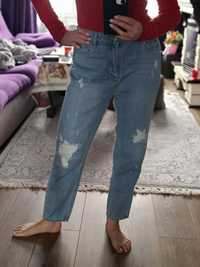 Світлі джинси з потертостями вільного крою 32р ( розпродаж  гардеробу)