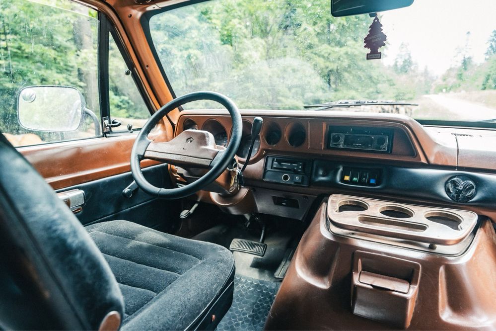 Zamiana Dodge ram Van kamper 4x4 astro  pickup