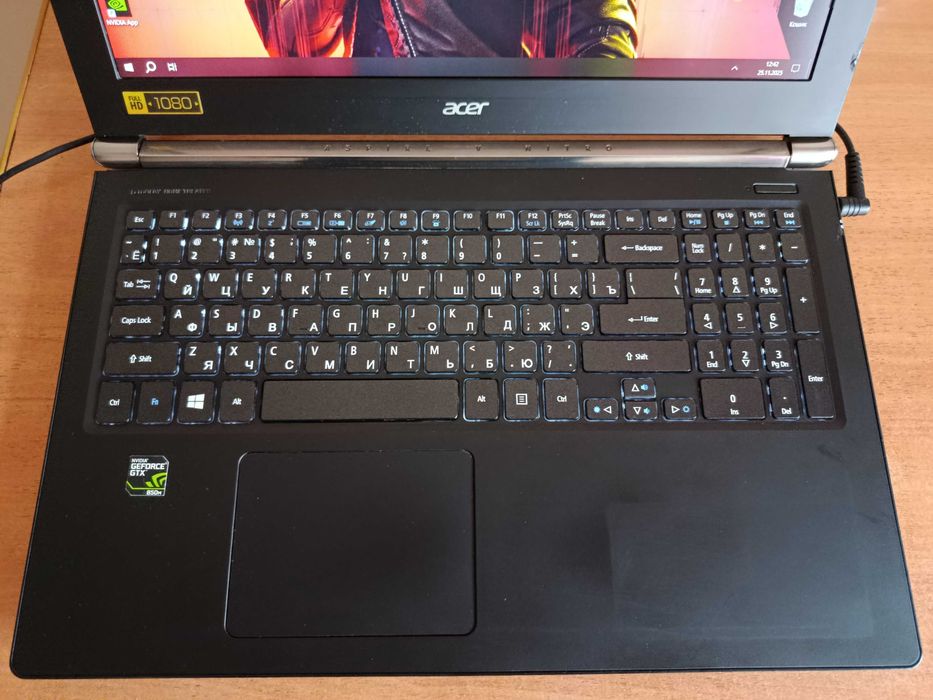 Acer Nitro IPS(16GB+Nvidia GTX 850 4GB+i7-4510u+ssd 256GB)