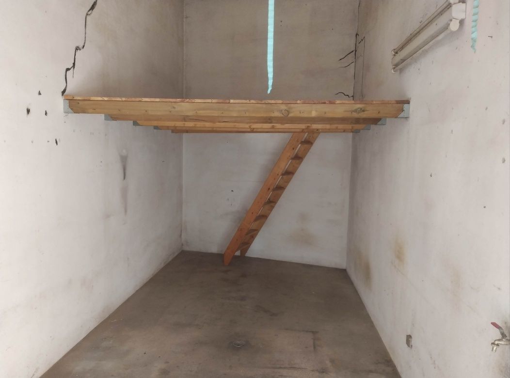Garagem para venda em Montemor o Novo