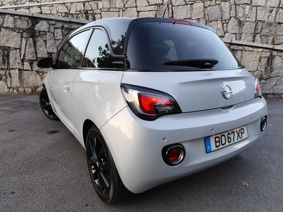 Opel Adam ano 2015