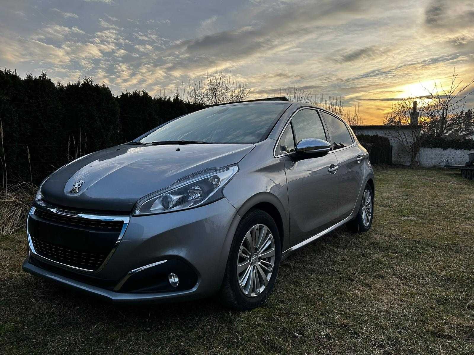 Peugeot 208 Puretech 82 5D 2019