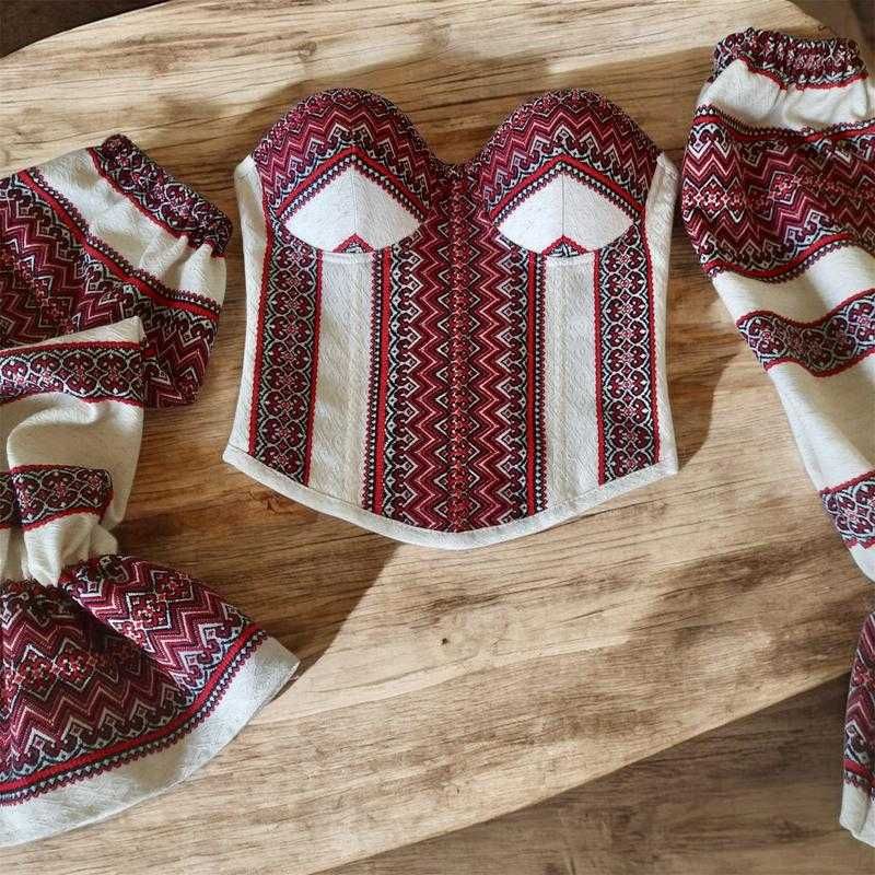 Корсет вишиванка з рукавами