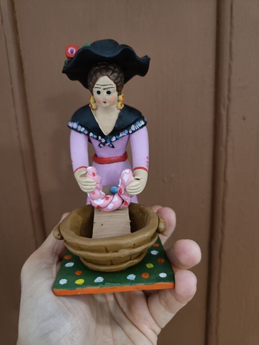 Bonecos de Estremoz (Lavadeira)