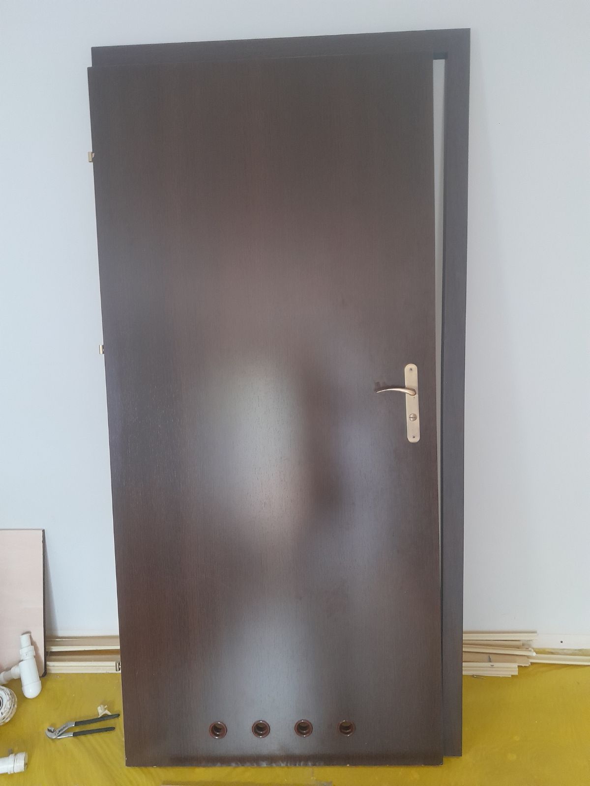 drzwi łazienkowe 90cm lewe z ościeznicami