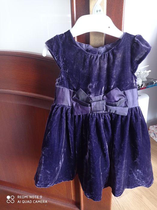 Sukienka świąteczna, wizytowa dla dziewczynki, r. 80