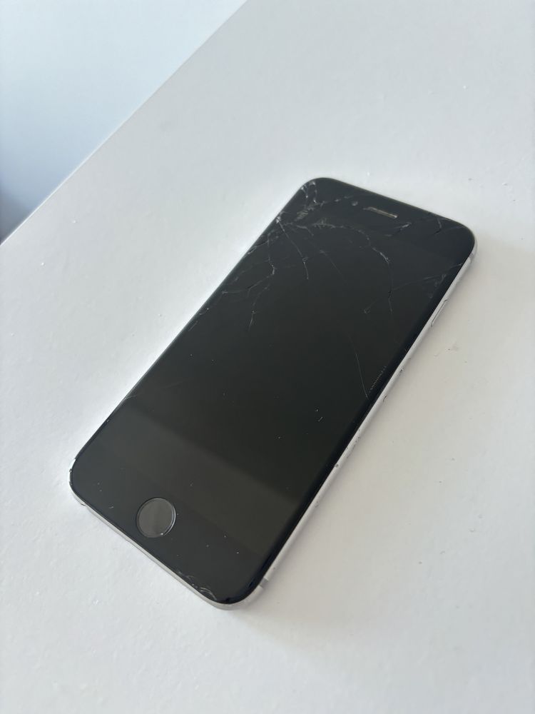 iPhone 6 16GB space gray, uszkodzony ekran