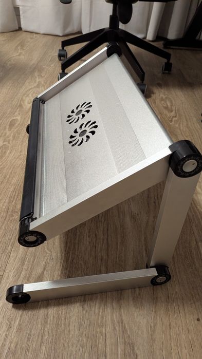 Stolik na laptopa UFT YOKO VIP silver