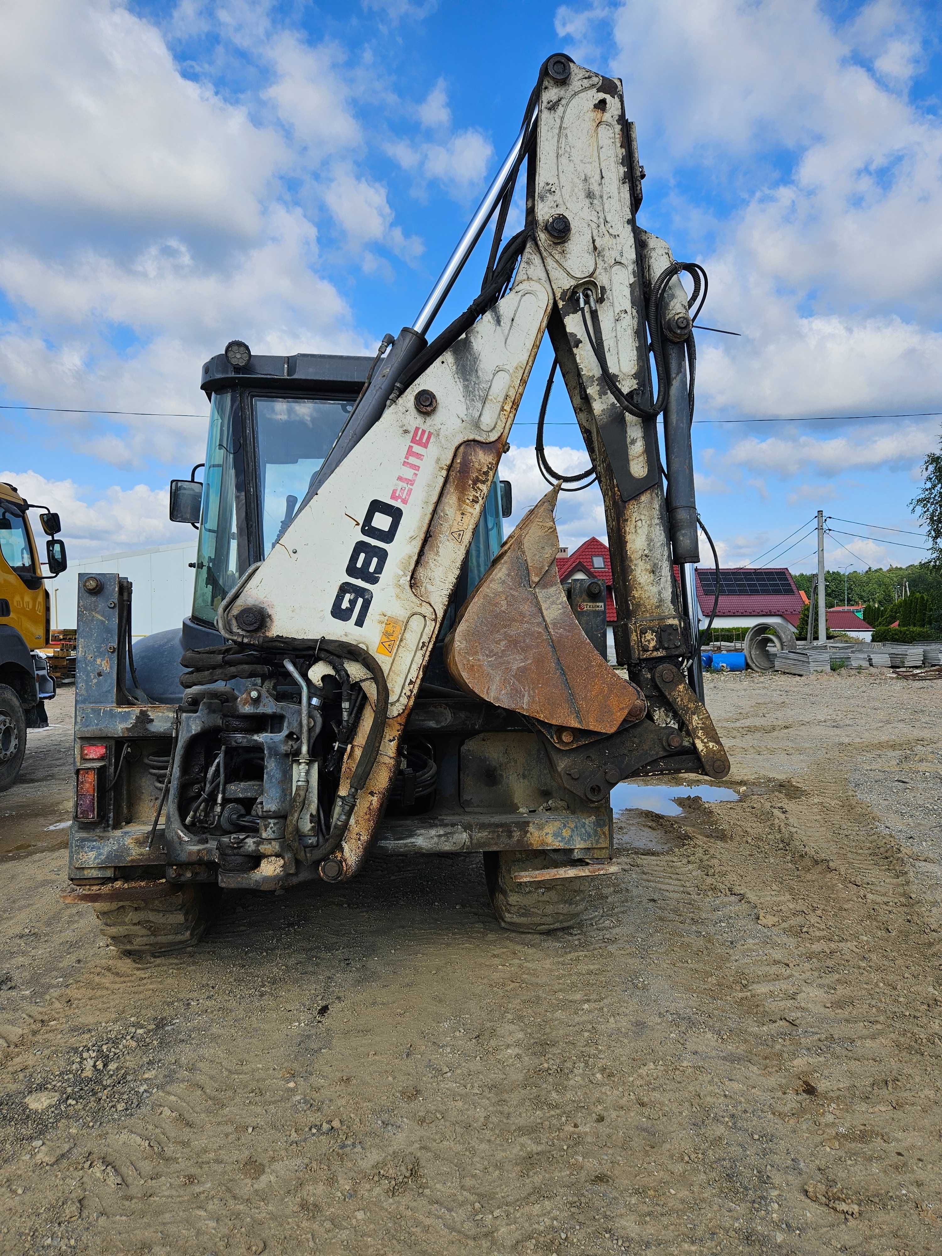 Koparko - ładowarka Terex 980