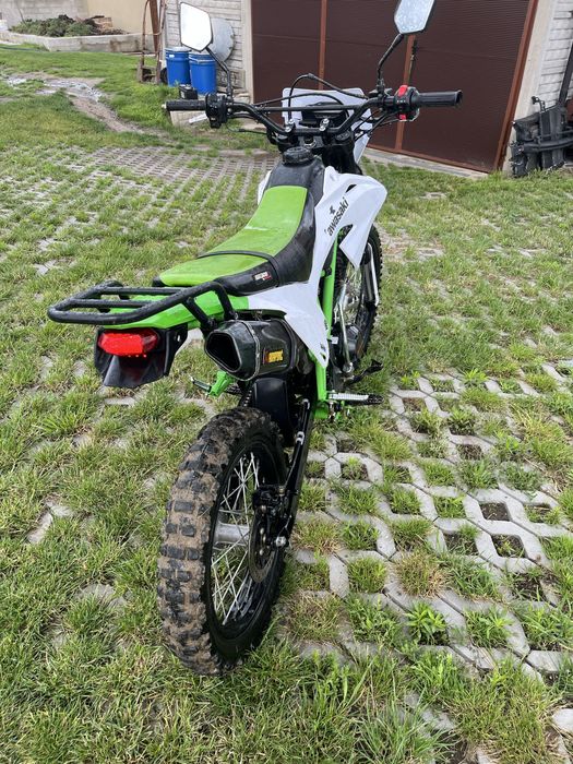 Defender 150 cc