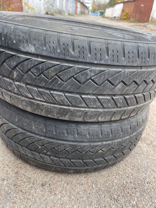 Продам пару коліс 205/55 17 18 року