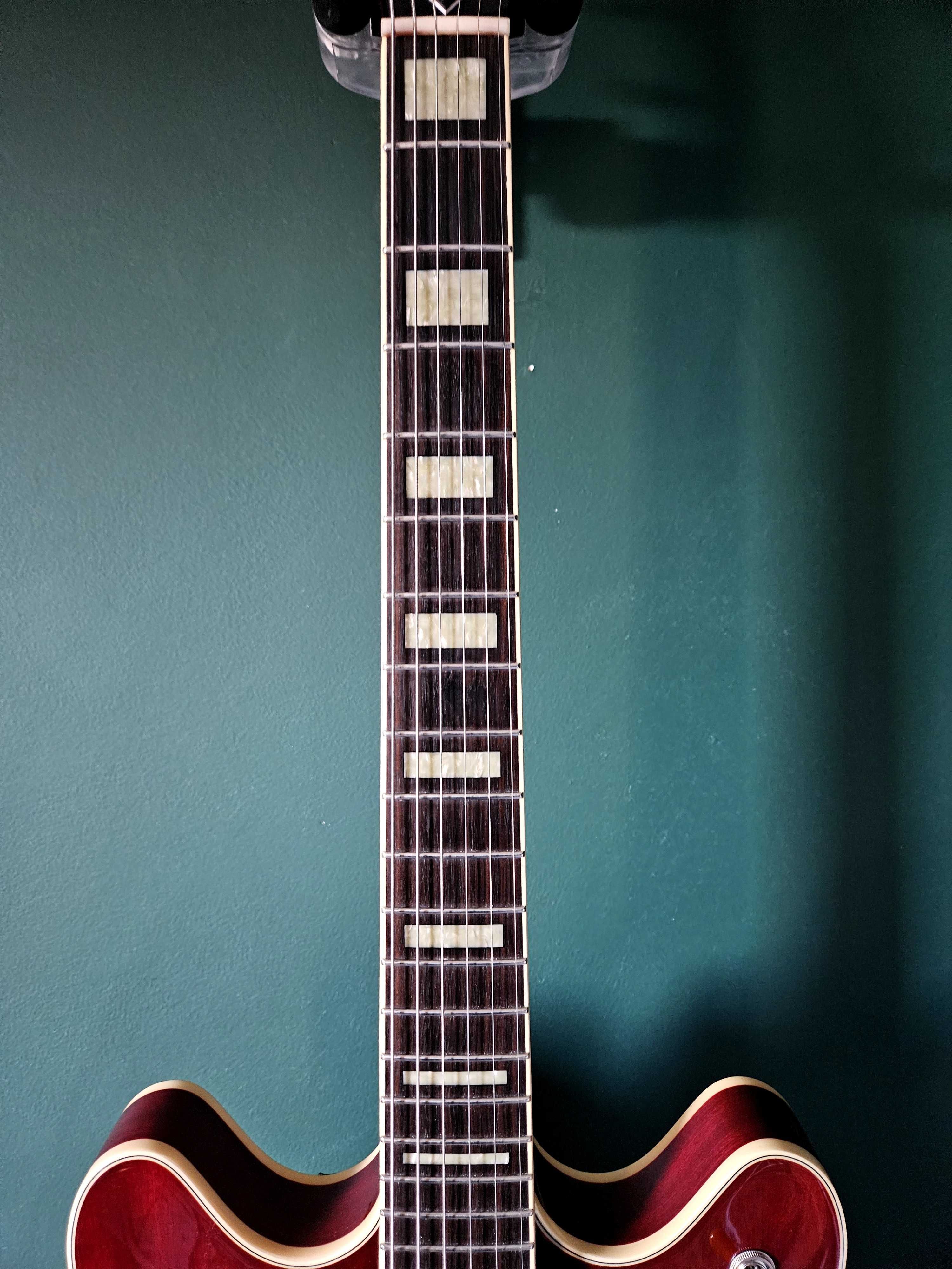 Gitara elektryczna Guild Starfire V