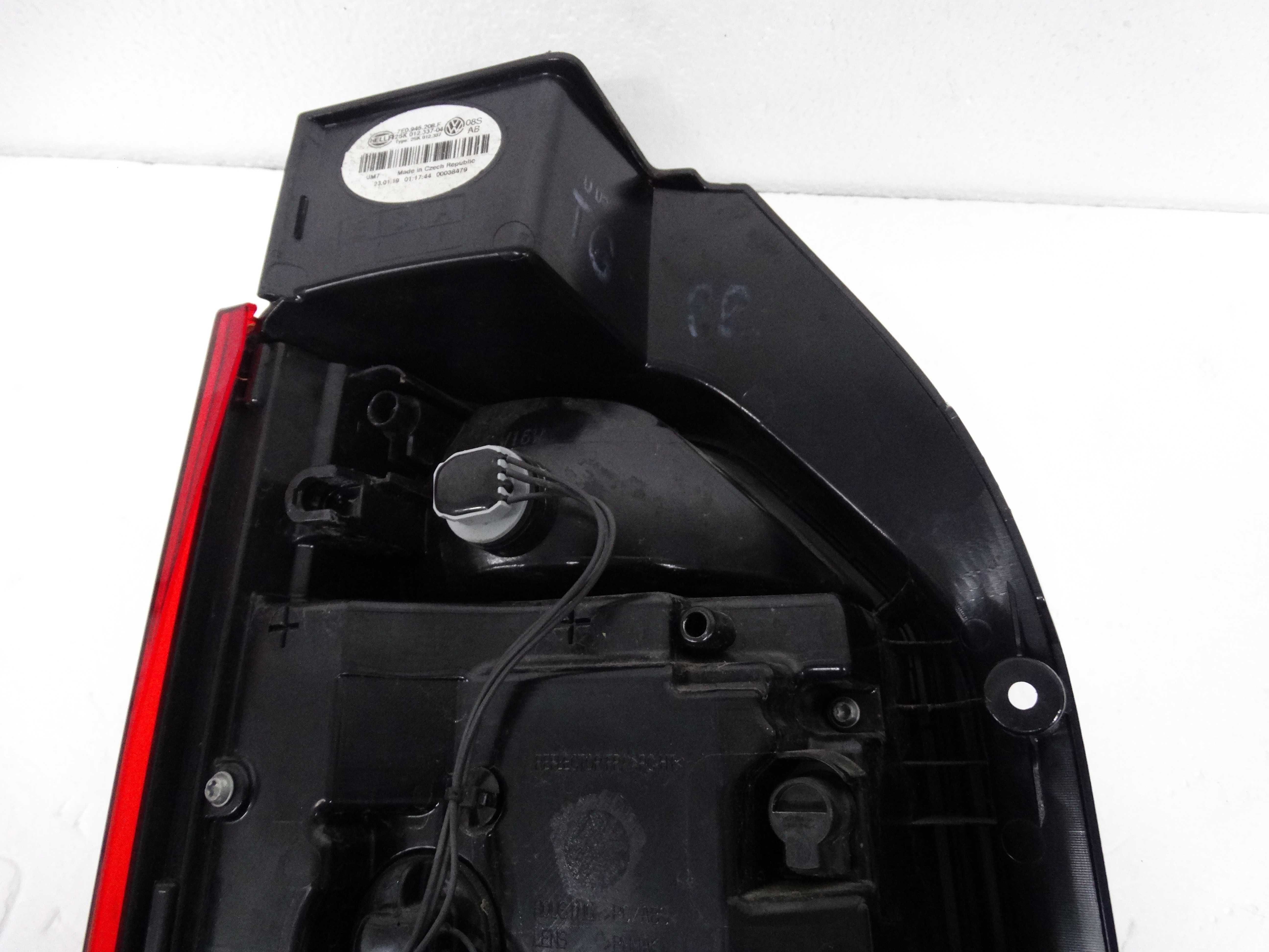 Lampa LED prawy tył VW T6 7E0.945.208F