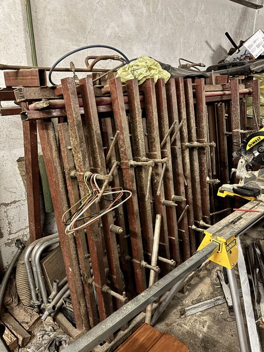 Prasa pneumatyczna do klejenia drewna, schodow drewnianych