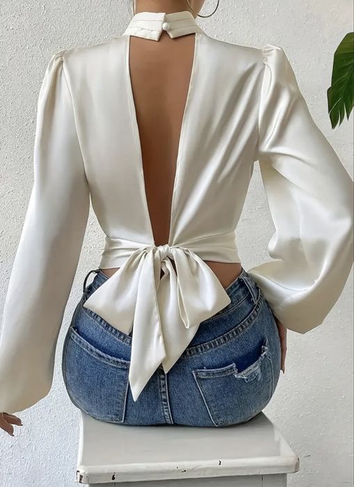 Атласна Блузка з оголеною  спиною