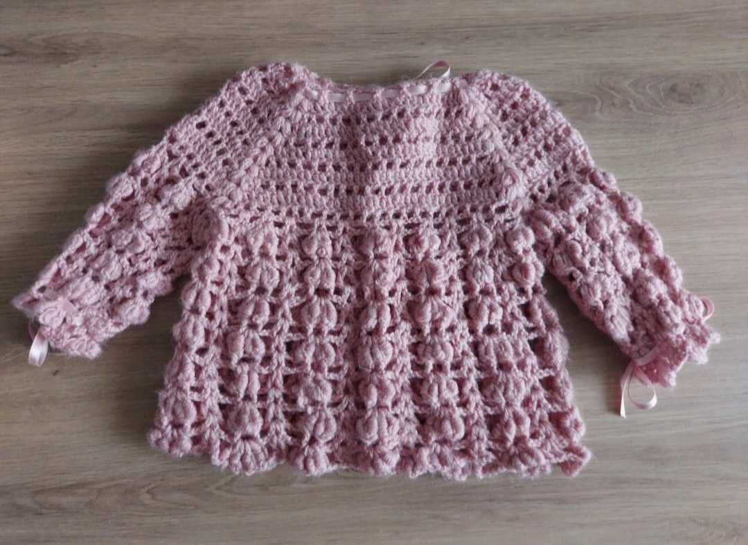 Sweter na guziki dla dziewczynki