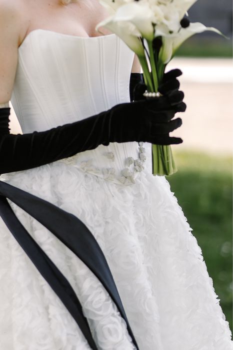 Sprzedam wyjątkową suknię ślubną – rozmiar 36