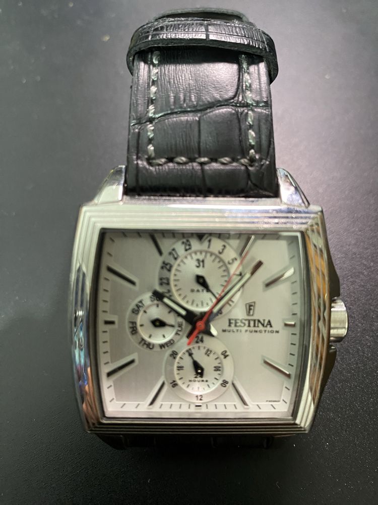 Relógio homem - Festina Multi Funções - Novo