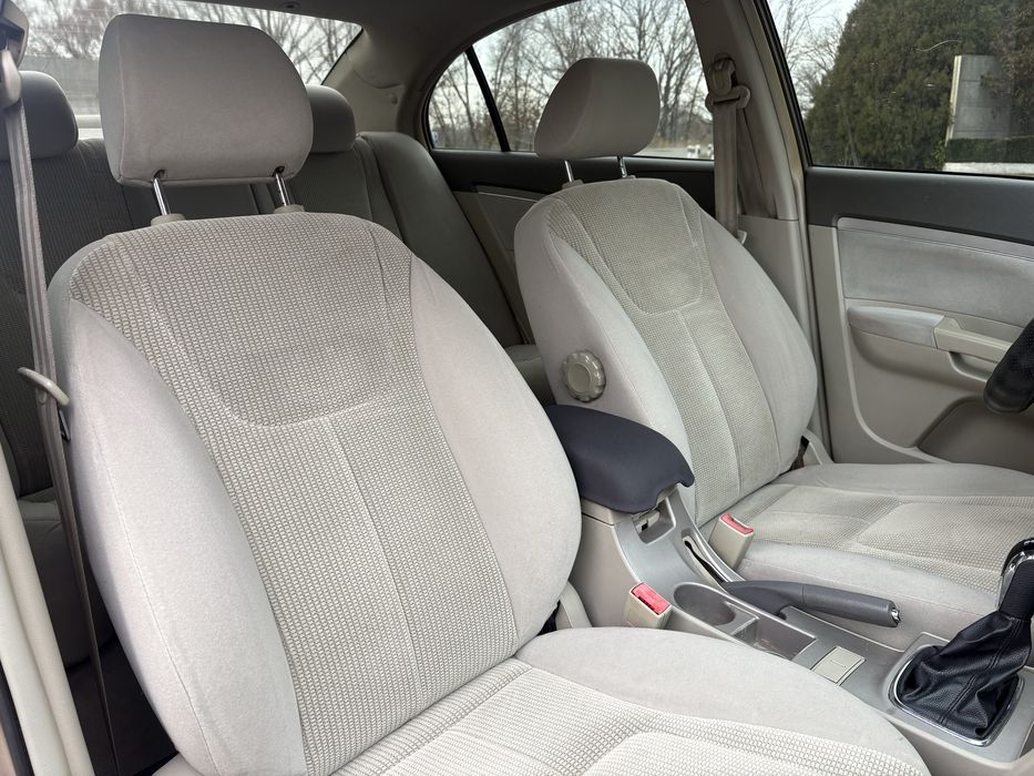 Гарна Geely Emgrand 7