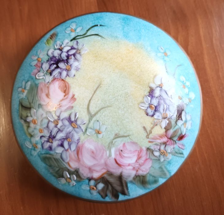 Caixa decorativa redonda