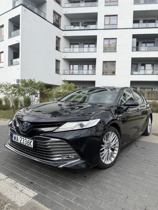 Sprzedam Toyote Camry Hybryda 2.5 Executive