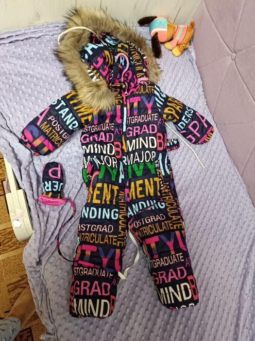 Продам децкий комбинезон 2-3года