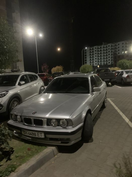 Продам БМВ Е34 520І