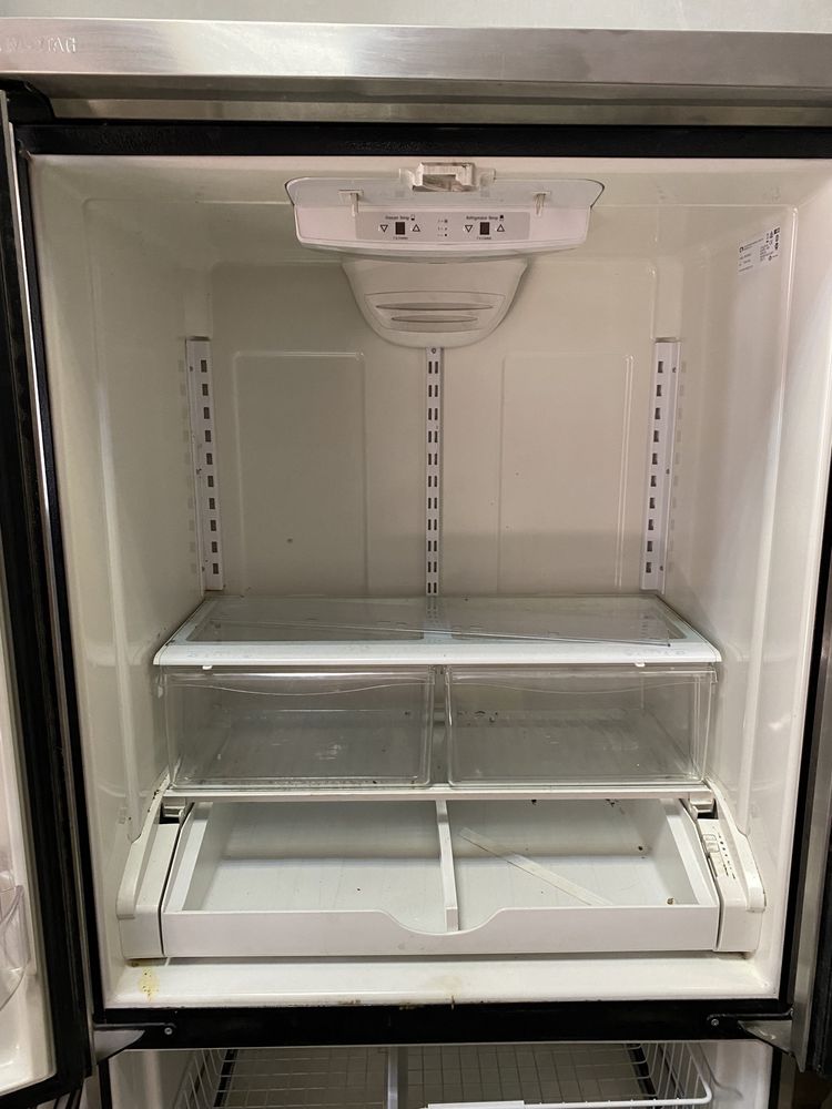 Холодильник MAYTAG