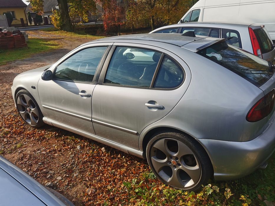 Seat leon 1m 1.8t 4x4 top sport 300KM możliwa zamiana quad lub auto