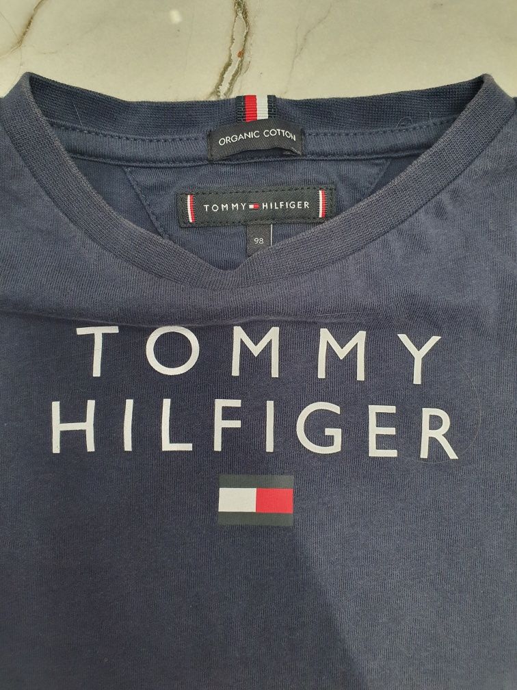 Koszulka Tommy Hilfiger nowa 98 cm