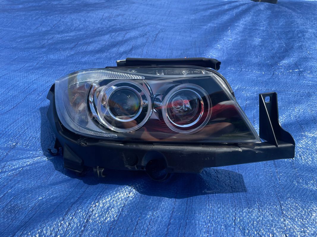 Reflektor Prawy Lampa Prawa Przód Bi-xenon Xenon Bmw E90 E91