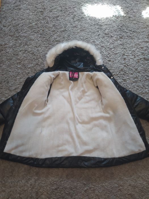 KURTKA ZIMOWA dziewczęca 134/140 

- kurtka