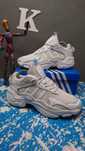 Buty Adidas Originals Magmur Runner Triple White R.40