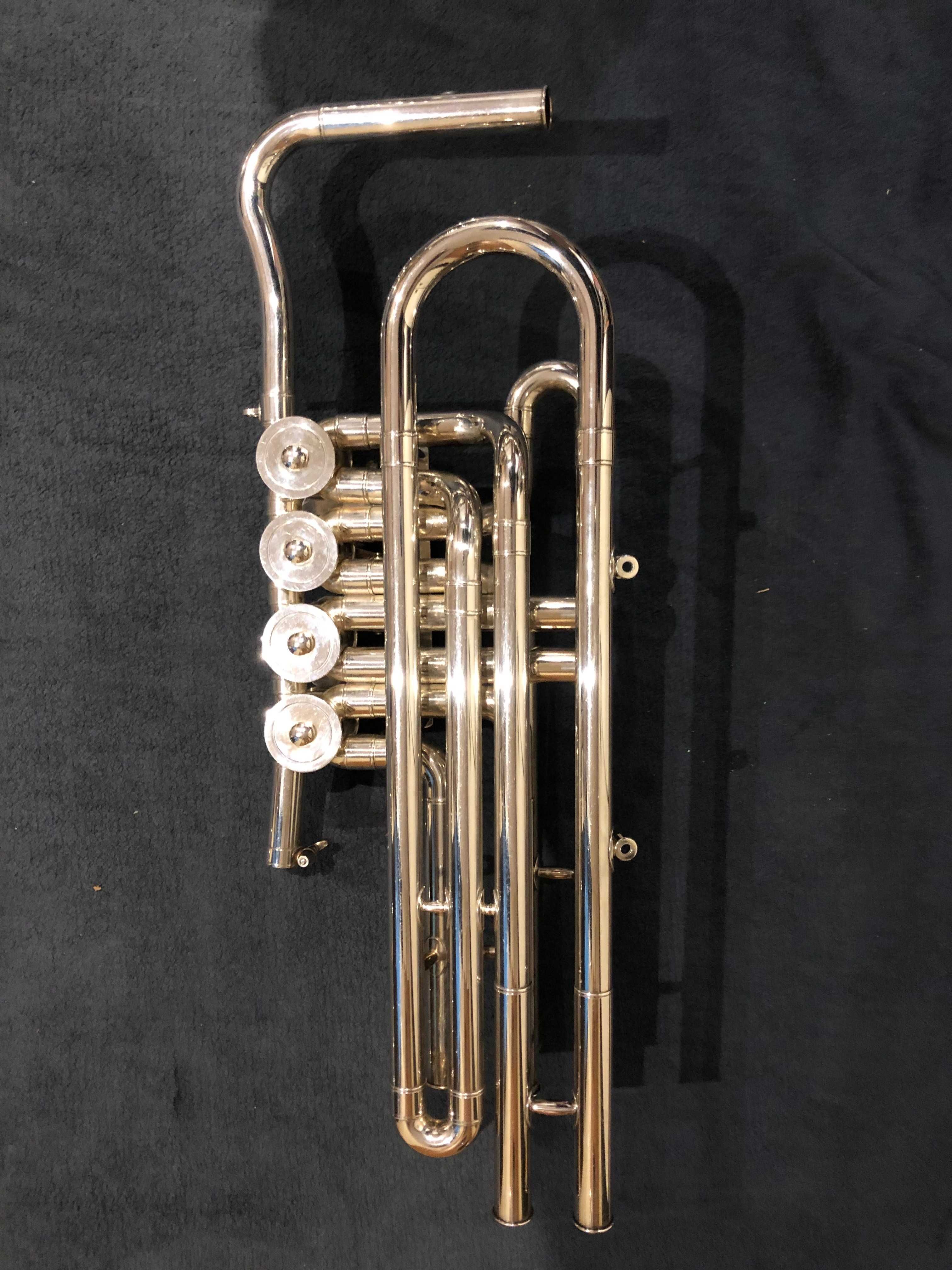 Tuba Jupiter Bb 4 wentyle srebrna