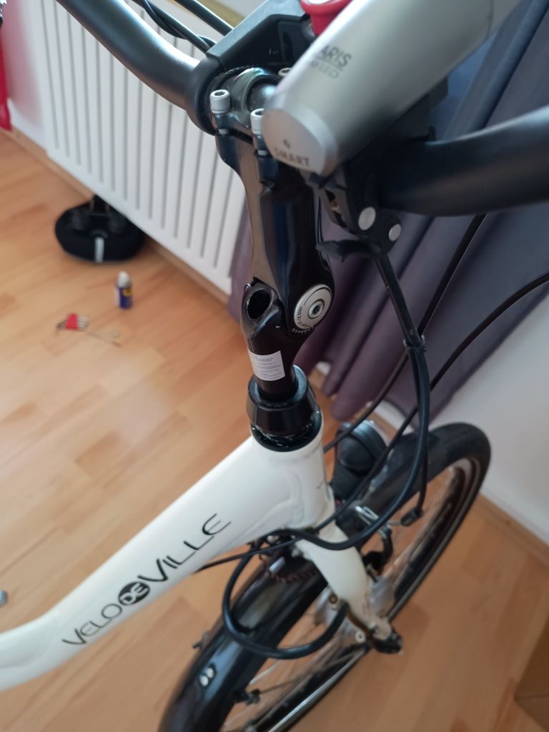 Велосипед дамский e bike Velo de Ville E-C20