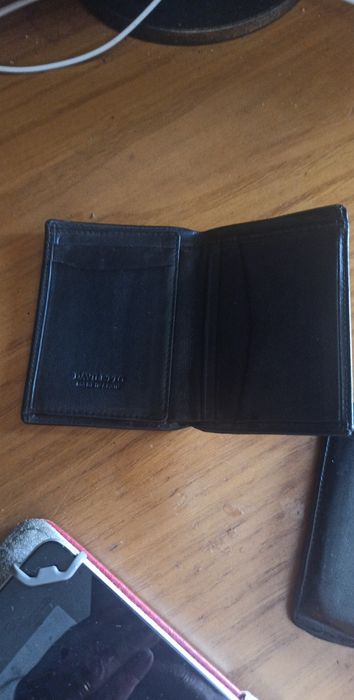 Carteiras em pele para homem