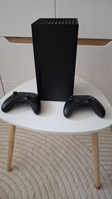 Konsola Xbox Series X  stan idealny.