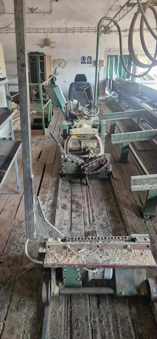 Trak taśmowy z podajnikami - sprawny